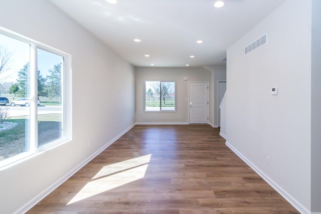 1025 Rebecca Street 15, Marshall, MI 49068