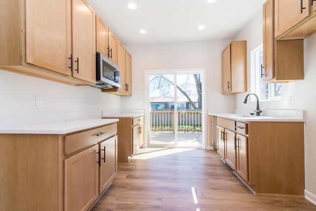 1025 Rebecca Street 15, Marshall, MI 49068