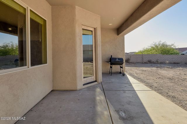 2583 E Reata Ridge Place, Sahuarita, AZ 85629