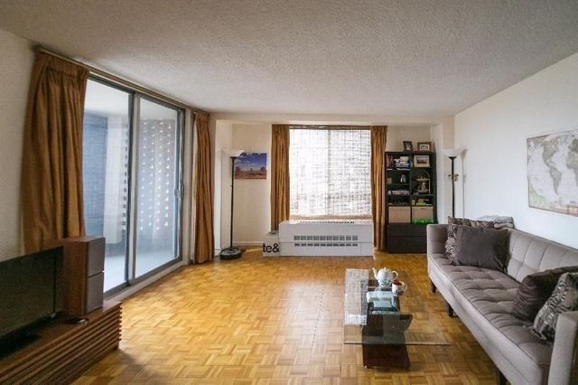 44 Washington St 701, Brookline, MA 02445