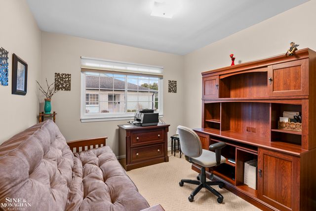 738 Country Club Drive, Saint Clair Shores, MI 48082