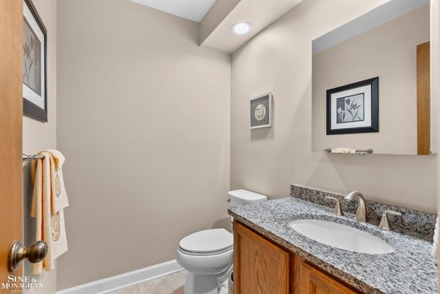 738 Country Club Drive, Saint Clair Shores, MI 48082