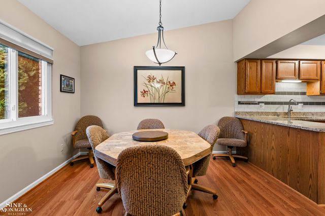 738 Country Club Drive, Saint Clair Shores, MI 48082