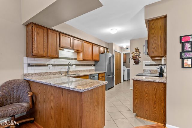 738 Country Club Drive, Saint Clair Shores, MI 48082