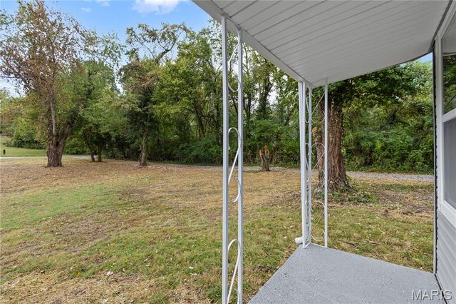 9810 Jacobi Avenue, St Louis, MO 63136