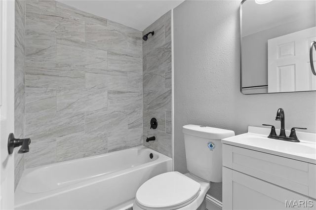 9810 Jacobi Avenue, St Louis, MO 63136