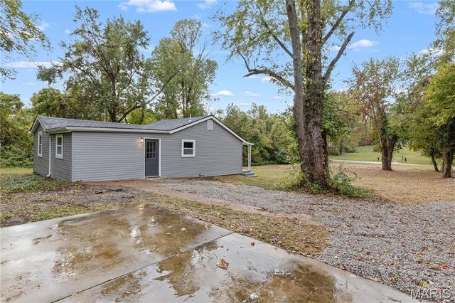 9810 Jacobi Avenue, St Louis, MO 63136