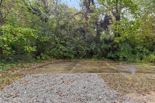 9810 Jacobi Avenue, St Louis, MO 63136