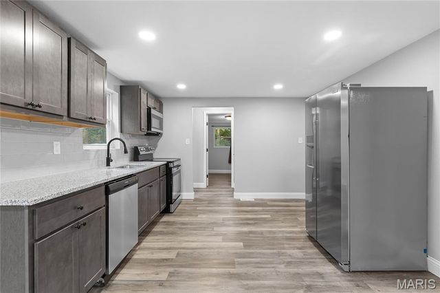 9810 Jacobi Avenue, St Louis, MO 63136
