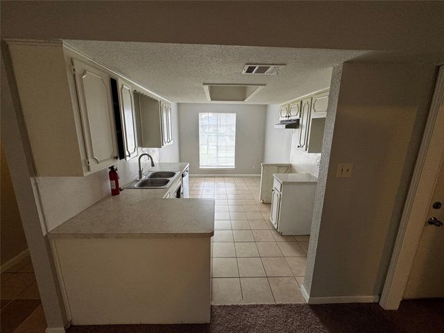 1922 Bunzel Street, Houston, TX 77088