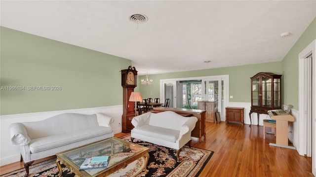 2831 Arthur St, Hollywood, FL 33020