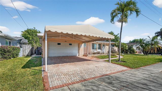 2831 Arthur St, Hollywood, FL 33020