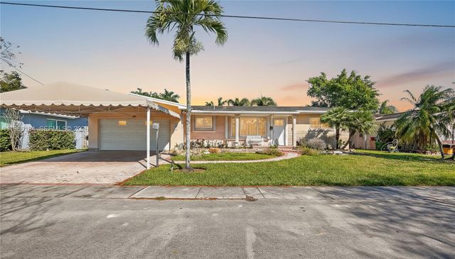 2831 Arthur St, Hollywood, FL 33020