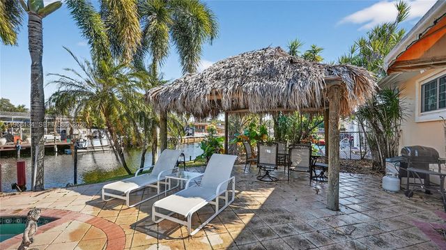 2831 Arthur St, Hollywood, FL 33020