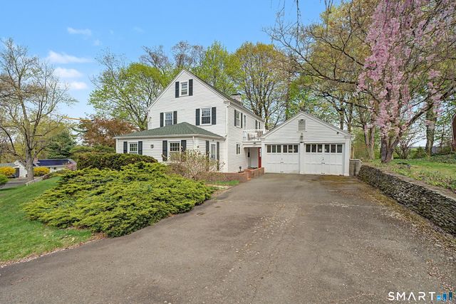 60 Briarcliff Road, Hamden, CT 06518