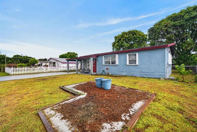 741 NW 17th Court, Pompano Beach, FL 33060