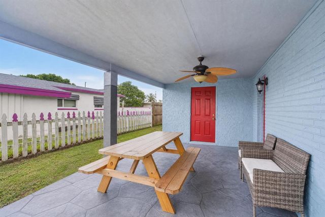 741 NW 17th Court, Pompano Beach, FL 33060
