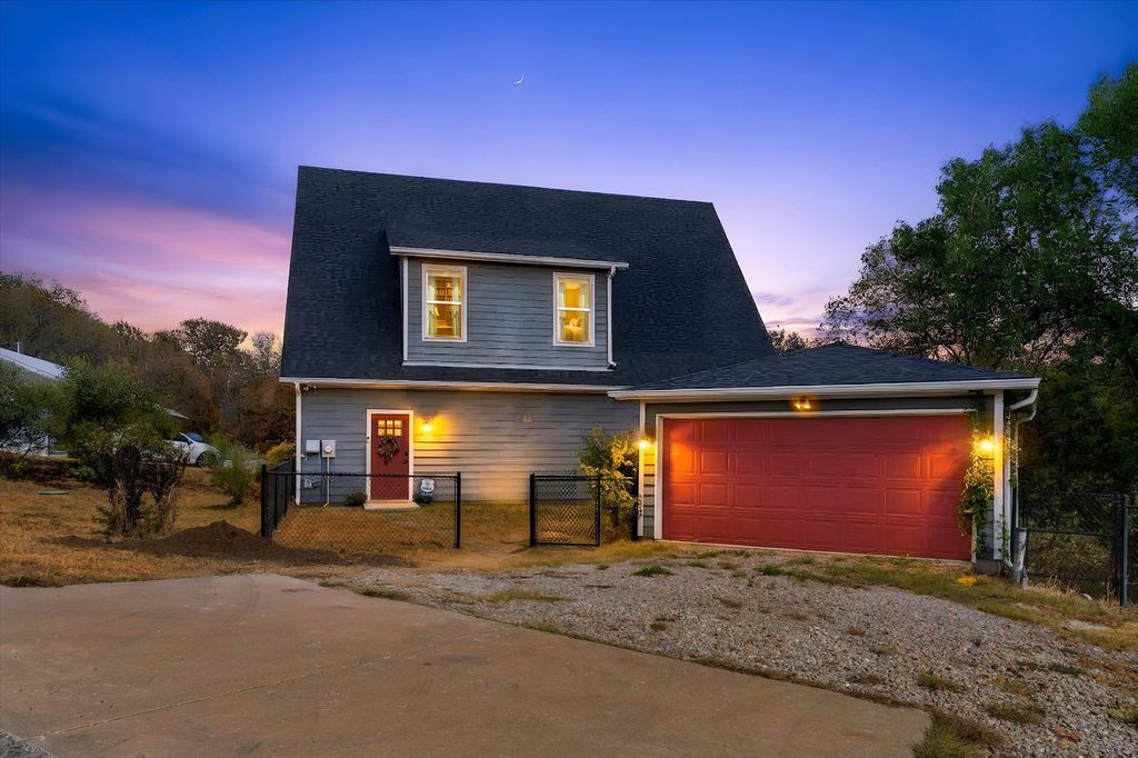 3910 Pocahontas Drive, Flower Mound, TX 75022 — photo 5
