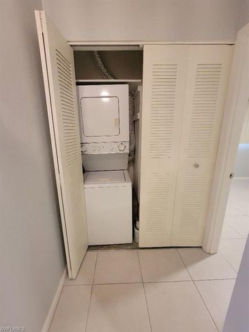 45 Tangelo CT, Lehigh Acres, FL 33936