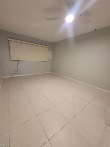 45 Tangelo CT, Lehigh Acres, FL 33936