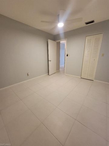 45 Tangelo CT, Lehigh Acres, FL 33936