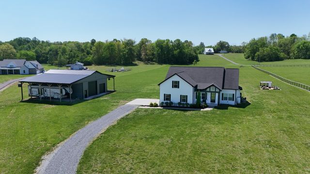 4055 Calista Rd, Cross Plains, TN 37049