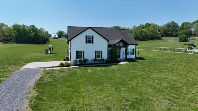 4055 Calista Rd, Cross Plains, TN 37049
