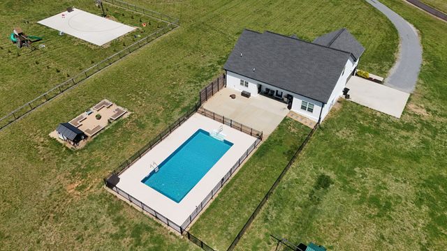 4055 Calista Rd, Cross Plains, TN 37049