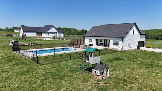 4055 Calista Rd, Cross Plains, TN 37049