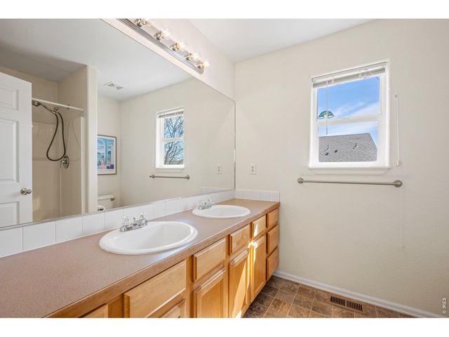 9877 Buffalo St, Firestone, CO 80504