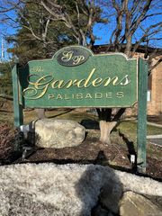 3 Charles Lane 1E, Pomona, NY 10970