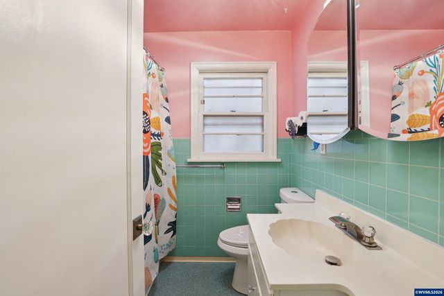 1845 24th St NE, Salem, OR 97301