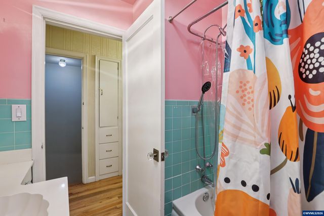 1845 24th St NE, Salem, OR 97301