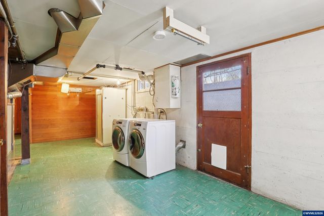 1845 24th St NE, Salem, OR 97301