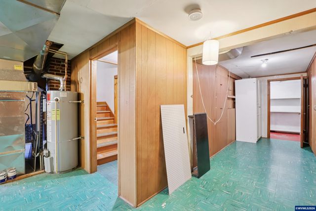 1845 24th St NE, Salem, OR 97301