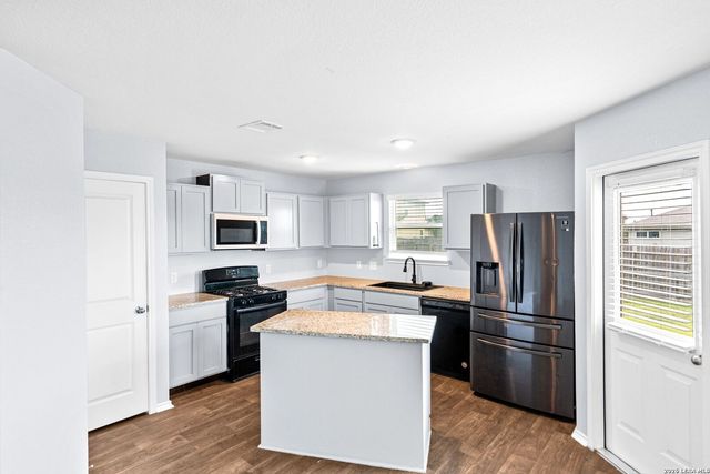 6548 Dynamic Sound, San Antonio, TX 78252