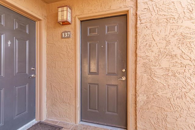 3825 E Camelback Road Unit 137, Phoenix, AZ 85018