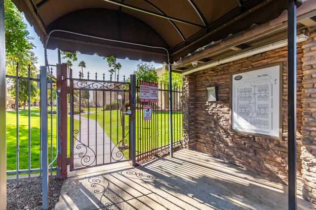 3825 E Camelback Road Unit 137, Phoenix, AZ 85018