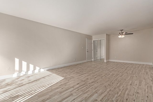 3825 E Camelback Road Unit 137, Phoenix, AZ 85018