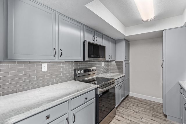 3825 E Camelback Road Unit 137, Phoenix, AZ 85018