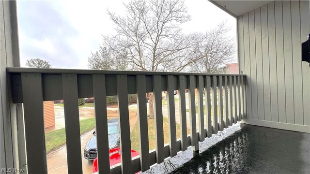 144 Kimrose Lane 144, Broadview Heights, OH 44147