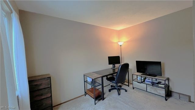 144 Kimrose Lane 144, Broadview Heights, OH 44147