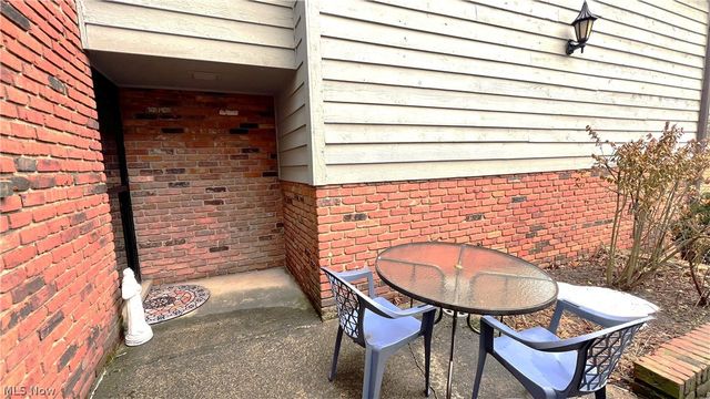 144 Kimrose Lane 144, Broadview Heights, OH 44147