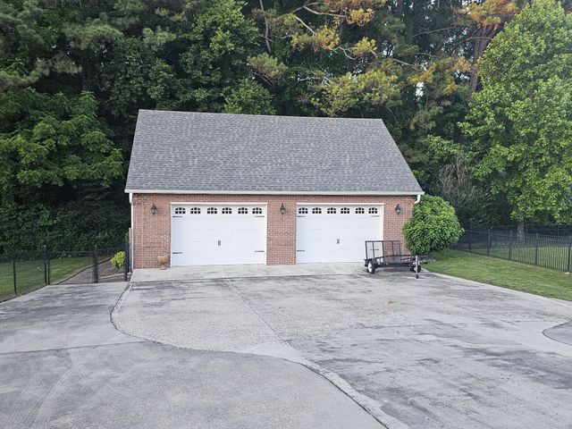 104 Williams Ct, Tullahoma, TN 37388