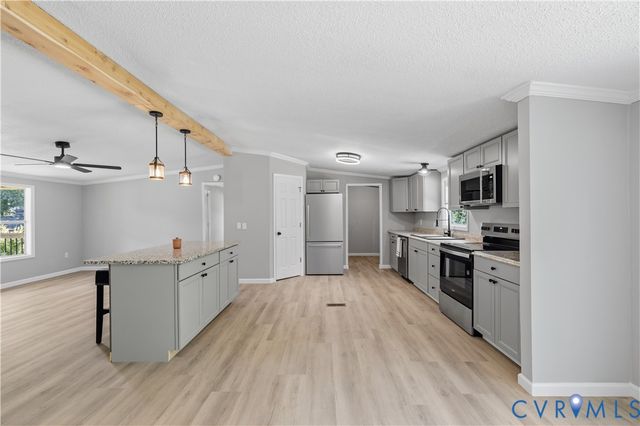 5599 Mountcastle Rd, New Kent, VA 23140