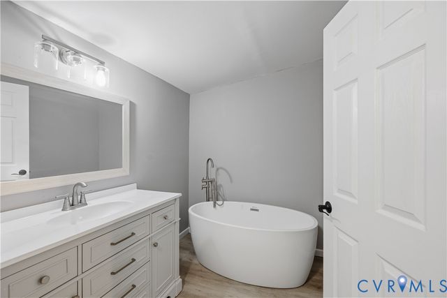 5599 Mountcastle Rd, New Kent, VA 23140