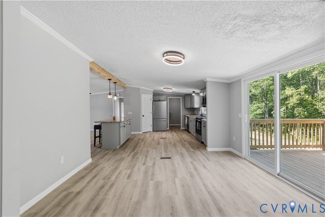 5599 Mountcastle Rd, New Kent, VA 23140