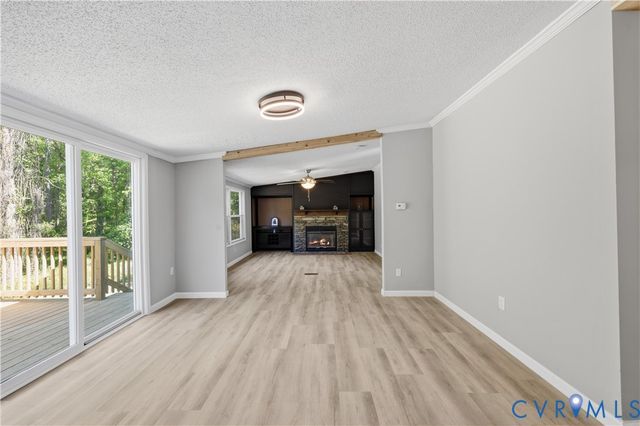5599 Mountcastle Rd, New Kent, VA 23140