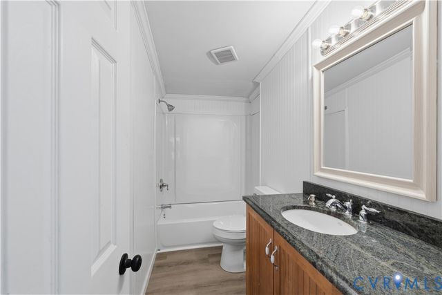 5599 Mountcastle Rd, New Kent, VA 23140