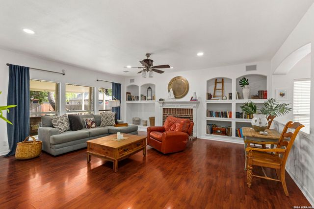 13506 Chamber Oaks, San Antonio, TX 78231